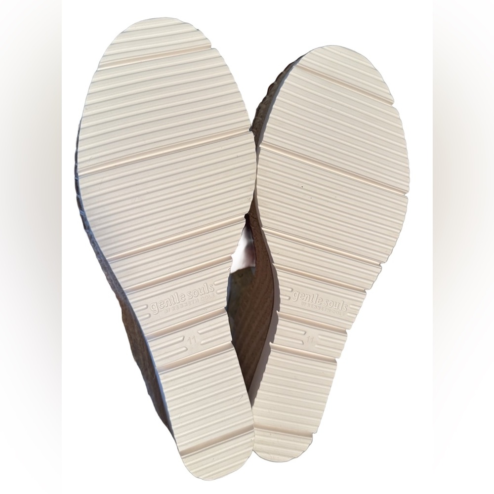 Kenneth Cole Gentle Souls MWT Sz 11 Silver Woven Leather Wedge Sandals (SH164) - Picture 6 of 9